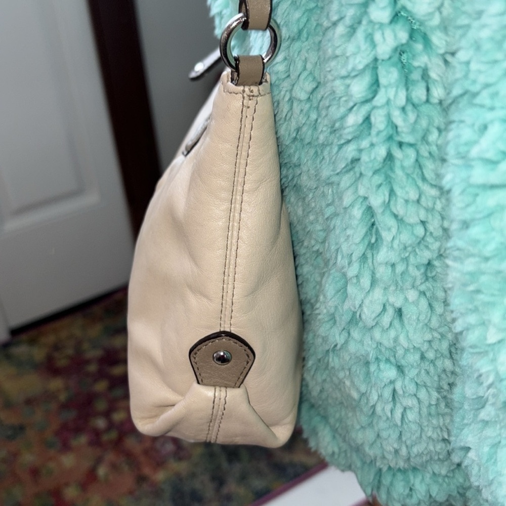 Coach   Mini bag  Crossbody  leather beige/taupe strap & trim  Silvertone
VGUC - Picture 7 of 17
